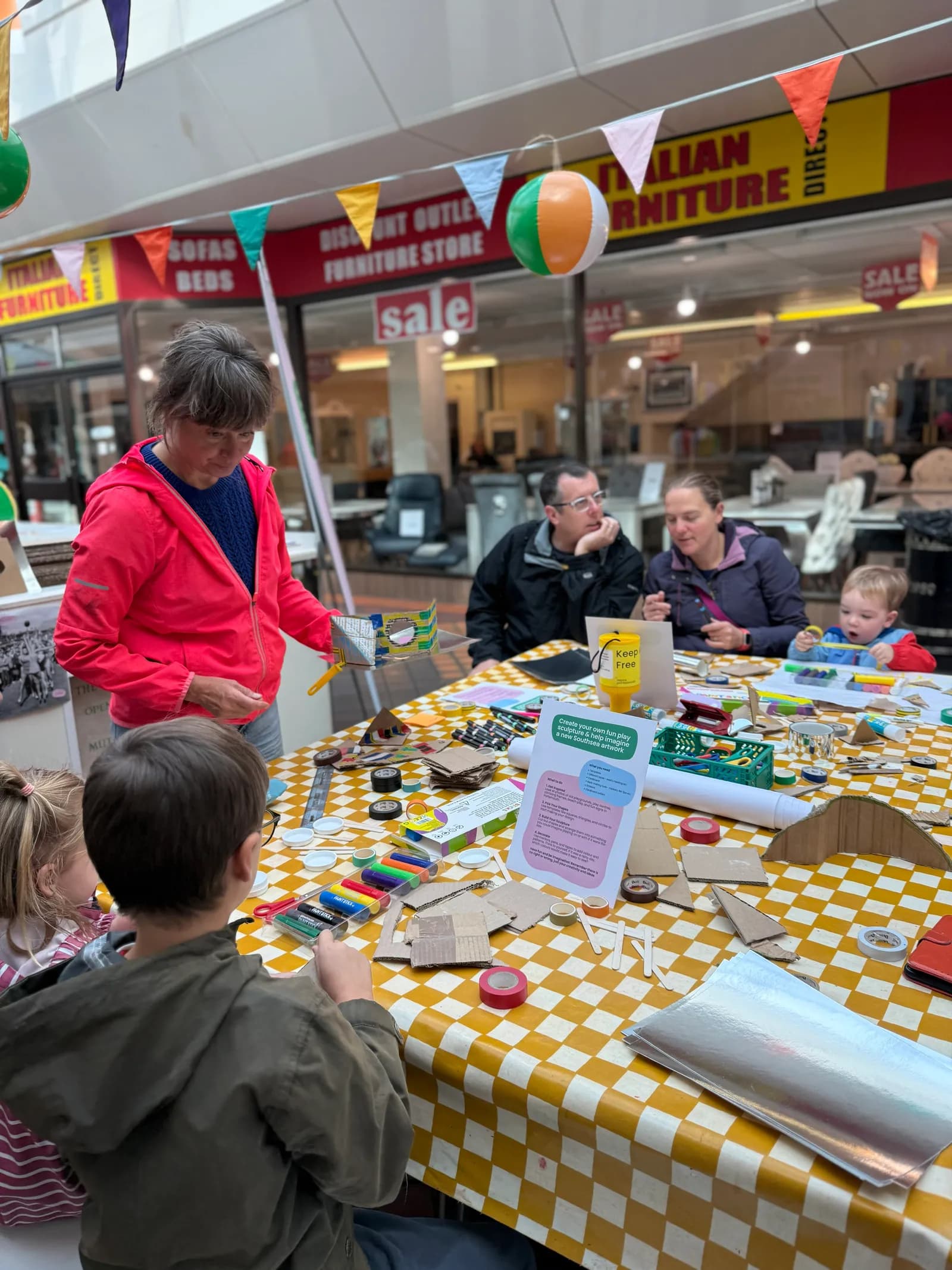Community workshops at The Bridge Centre in Fratton, held by Flora Duley in collaboration with Aspex.